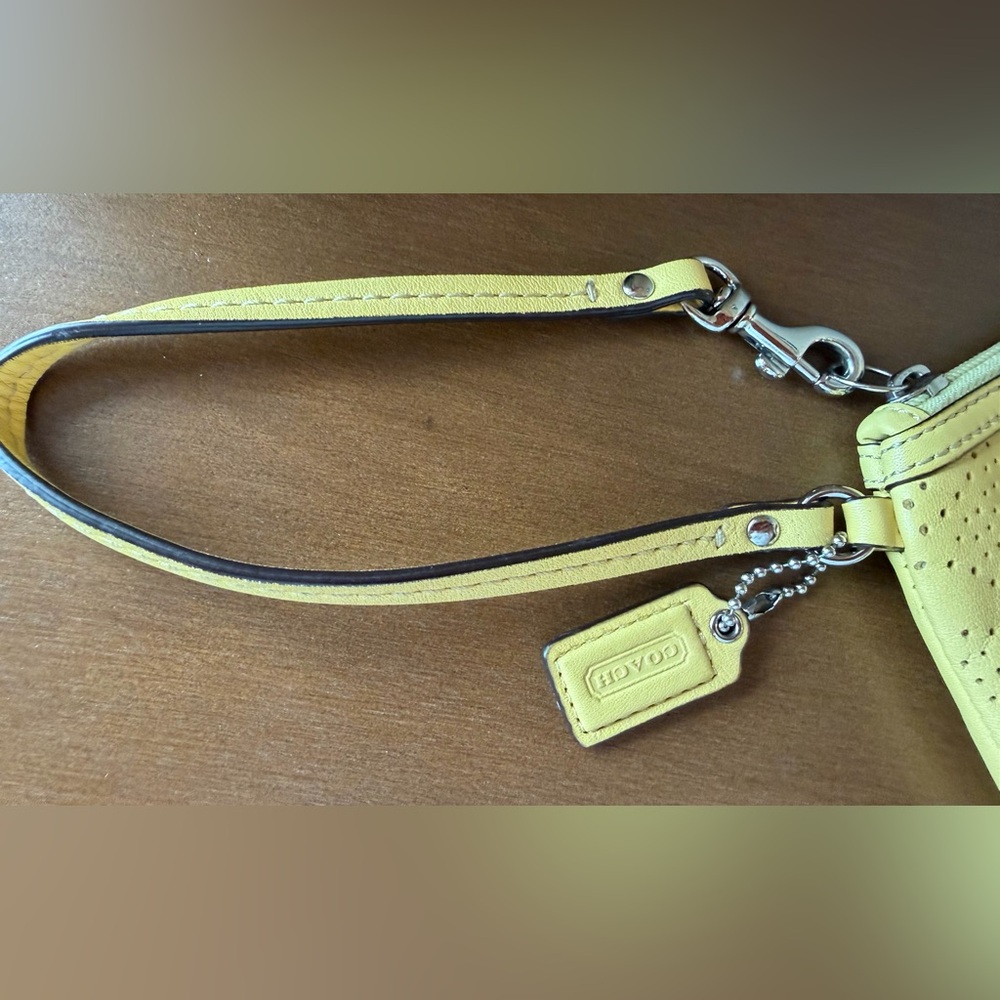 Adorable Coach Yellow Perforated Leather Wristlet - Picture 3 of 9